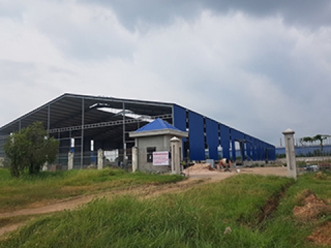 NHÀ THÉP TIỀN CHẾ NHÀ MÁY SẢN XUẤT BAO BÌ THĂNG LONG